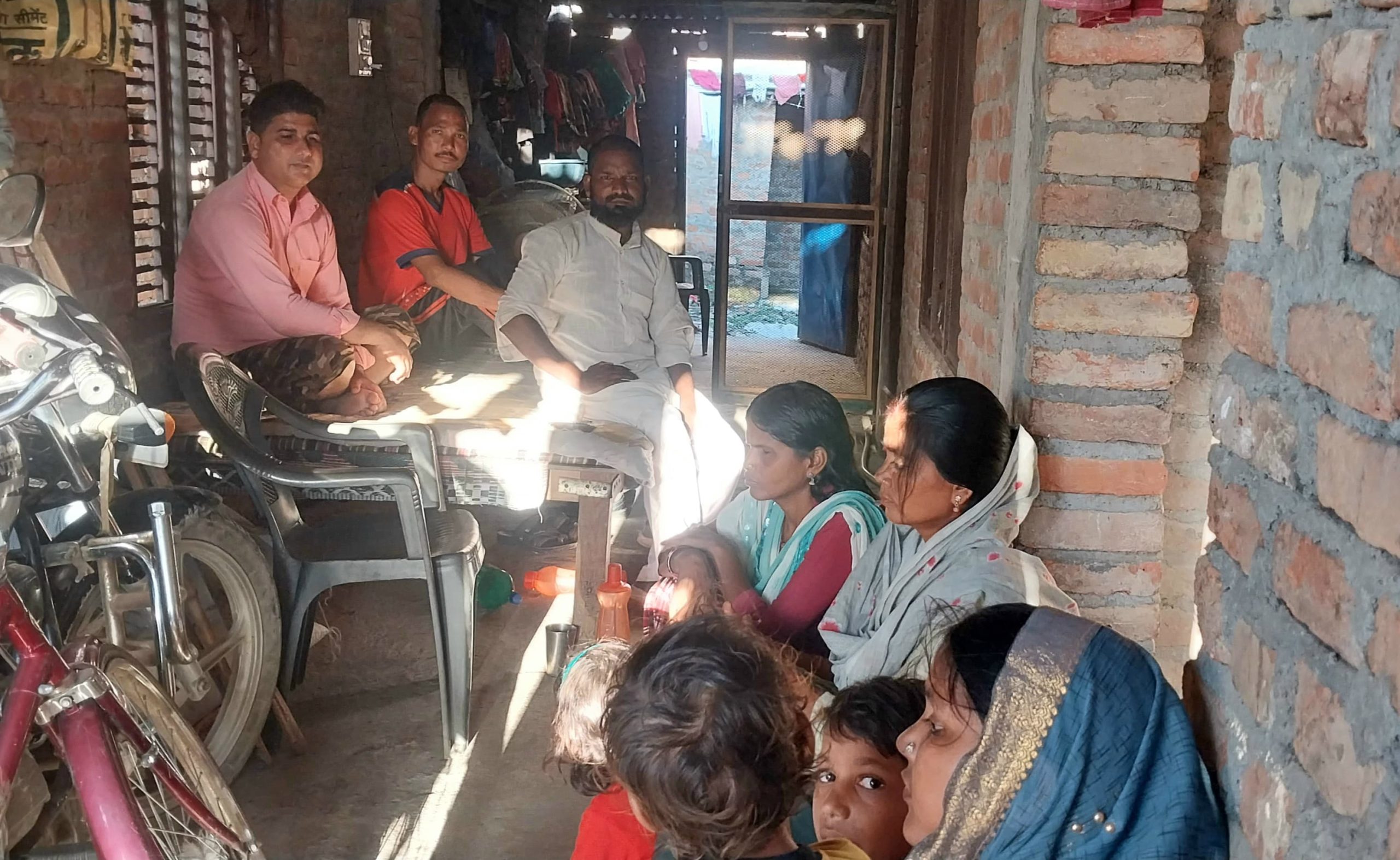 पाल्हीनन्दन ६ स्थित वडा स्तरीय अपांगता अधिकार प्रवद्र्धन समितिको बैठकमा छलफल चल्दै